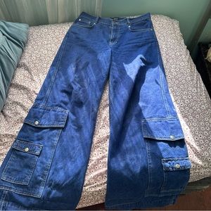 BDG Urban Outfitters Bellbottom blue jeans size 28